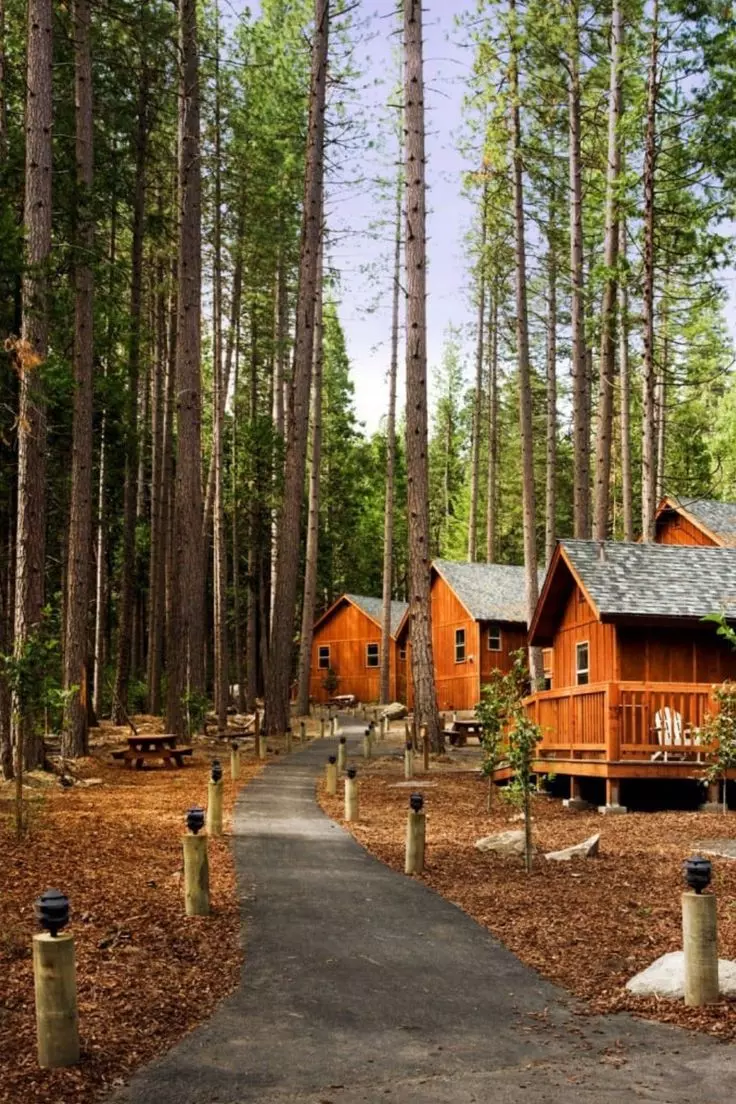 Lodging Near Yosemite: Best Gateway Stays to Book