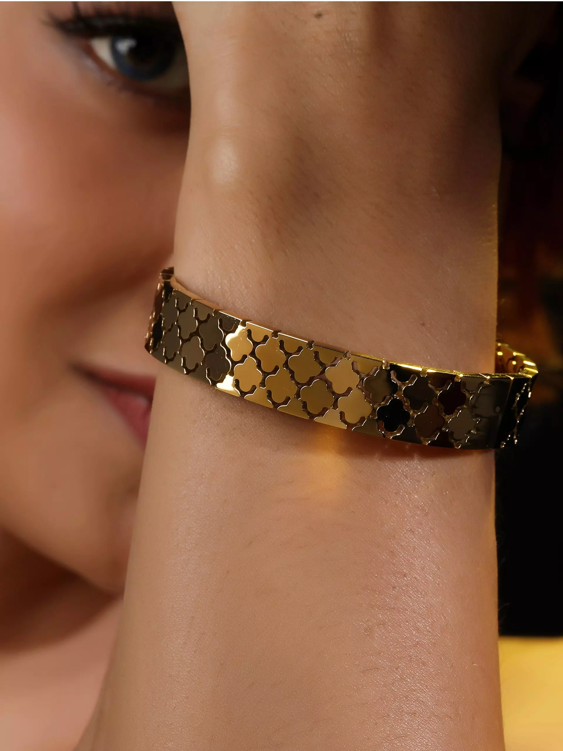 Kada for Women: The Perfect Fusion of Timeless Tradition and Modern Fashion