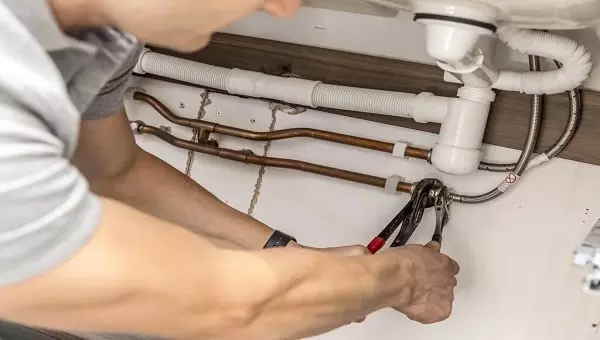 How to Tackle the Most Common Challenges in Commercial Plumbing Estimating