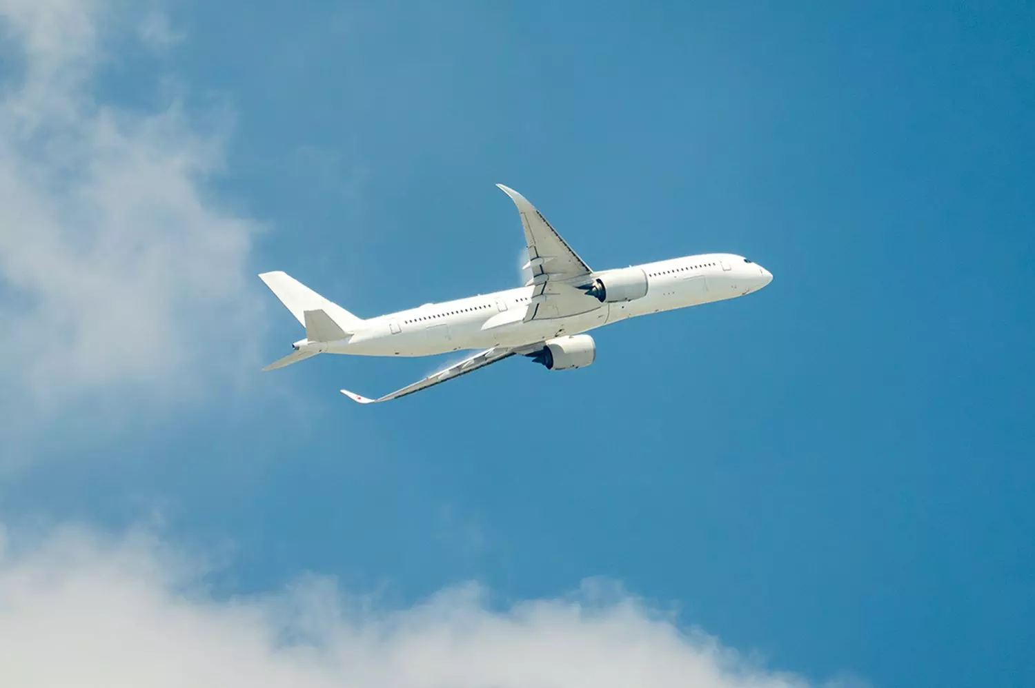 Royal Jordanian London Office in United Kingdom-How Can You Get Travel Assistance?