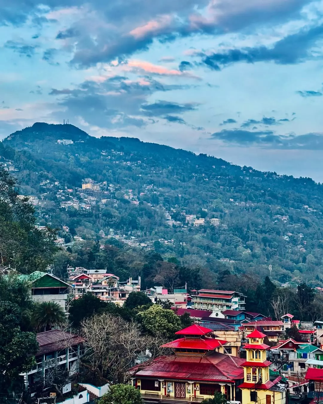 10 Himalayan Spots in India Perfect for Cultural Immersion and Traditions