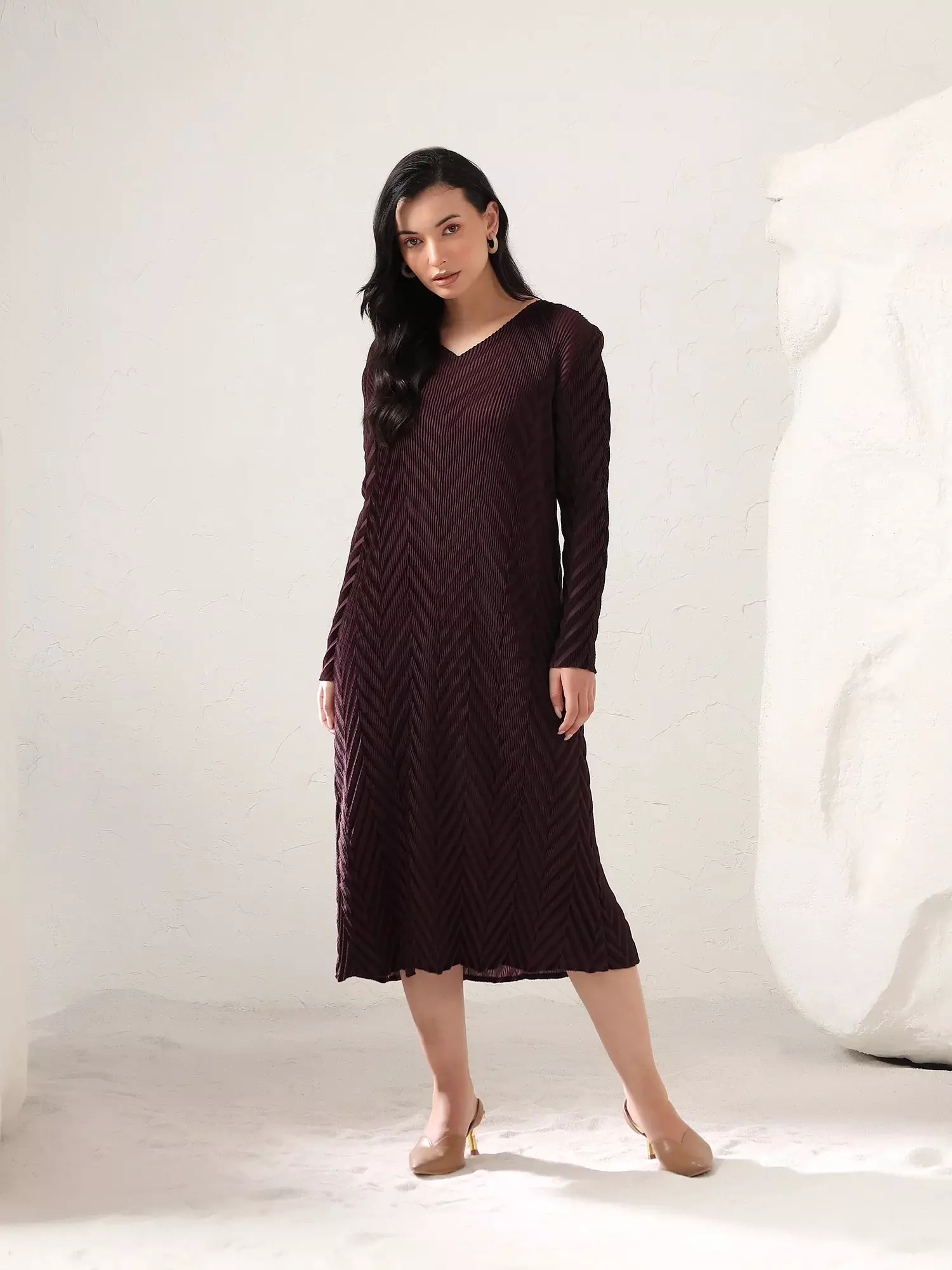 Pleated Dresses Online: Top Styles for Every Occasion