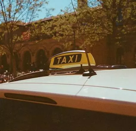 Delhi to Shimla Taxi Services Explained: Routes, Benefits, and Travel Tips
