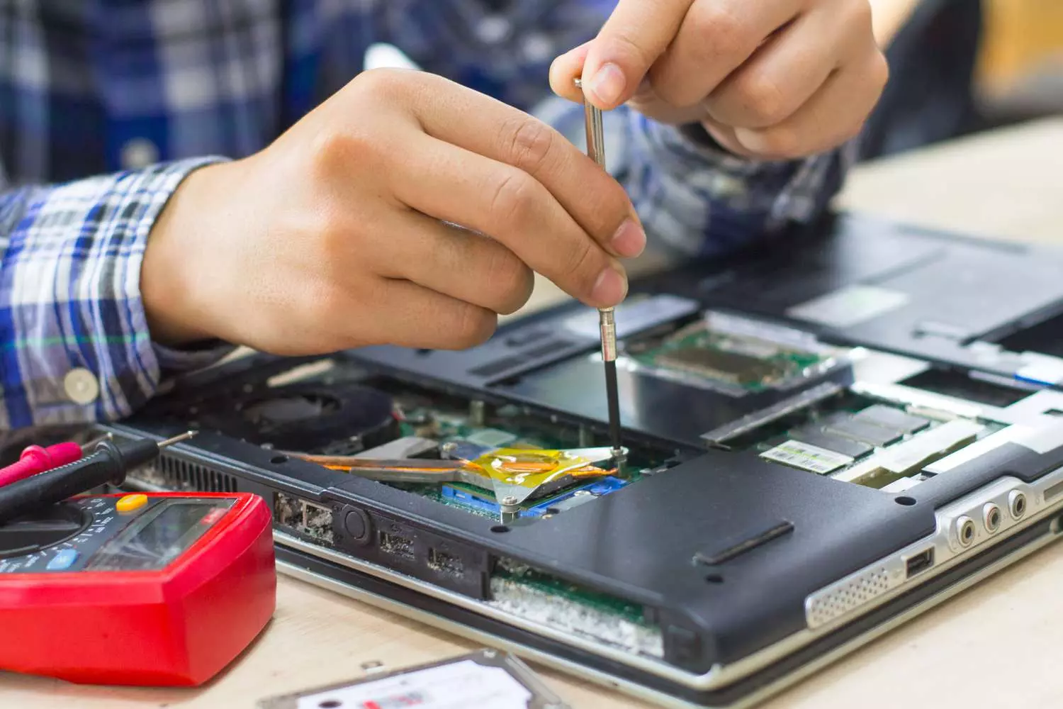 Computer Repair Services in Dubai – Complete Guide for IT Support