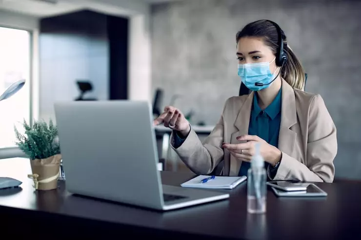 A Complete Guide to Virtual Assistance Services: Benefits, Costs, and ROI Explained
