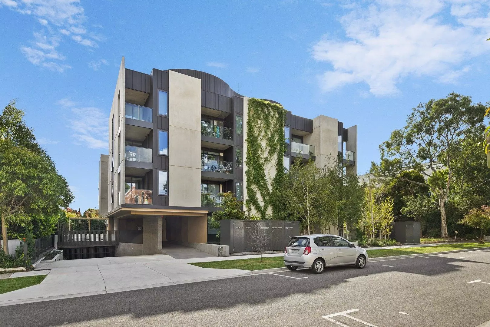Beyond the Big Backyard: Why Blackburn's New Apartments Are Perfect for Rightsizers