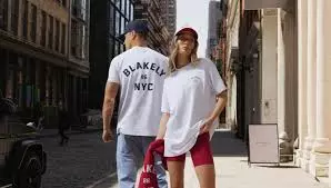 Finding the Perfect Balance of Comfort and Style with the Blakely Hoodie