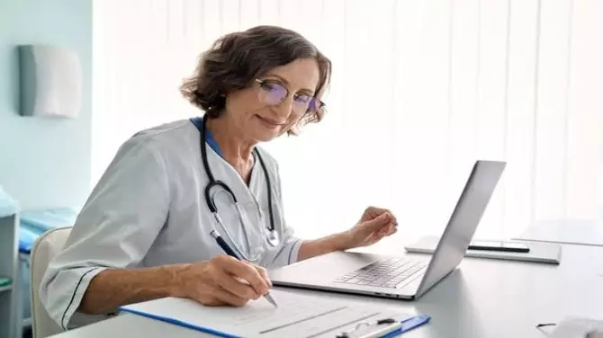 Accountants for Aesthetic Clinics: Financial Management Tips for UK Clinic Owners
