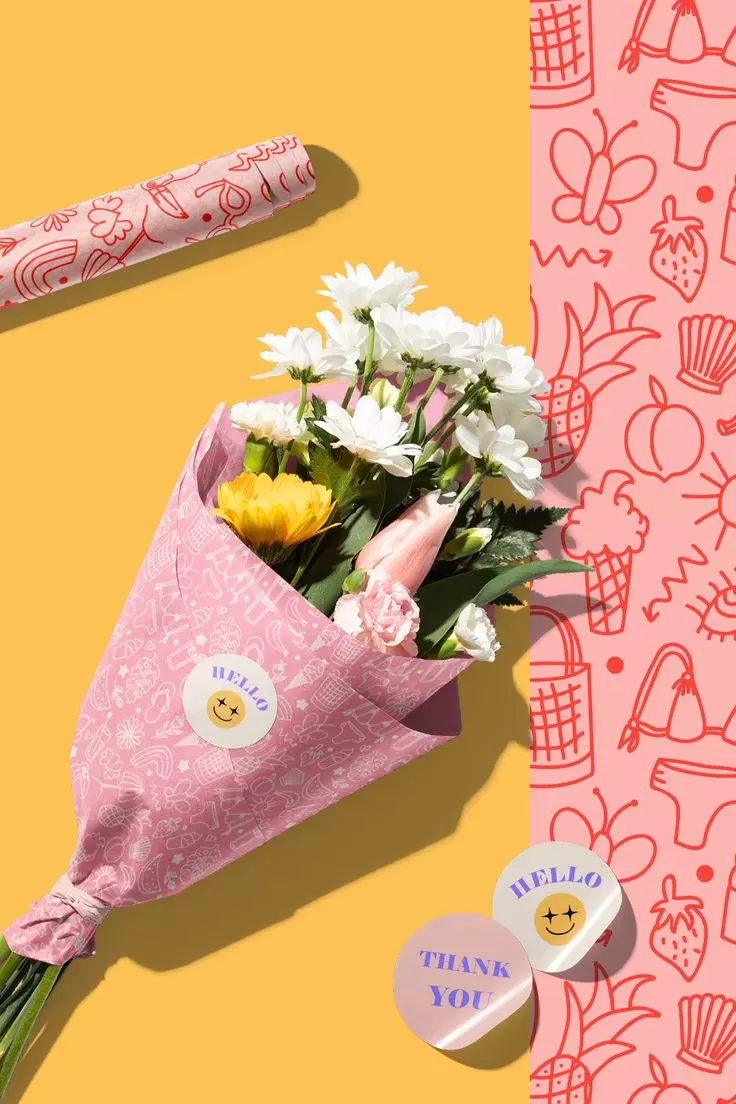 Create Beautiful Floral Presentations with Personalized Bouquet Wrapping