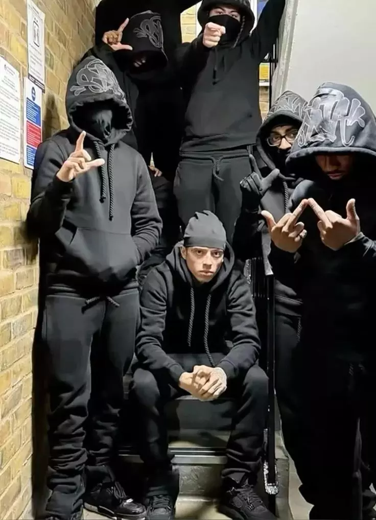 Personal Style Evolution: Incorporating Syna World Tracksuit,Hoodies