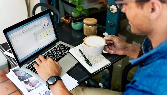 From Online Store to Smart Shopping Platform: The Future of Ecommerce Apps