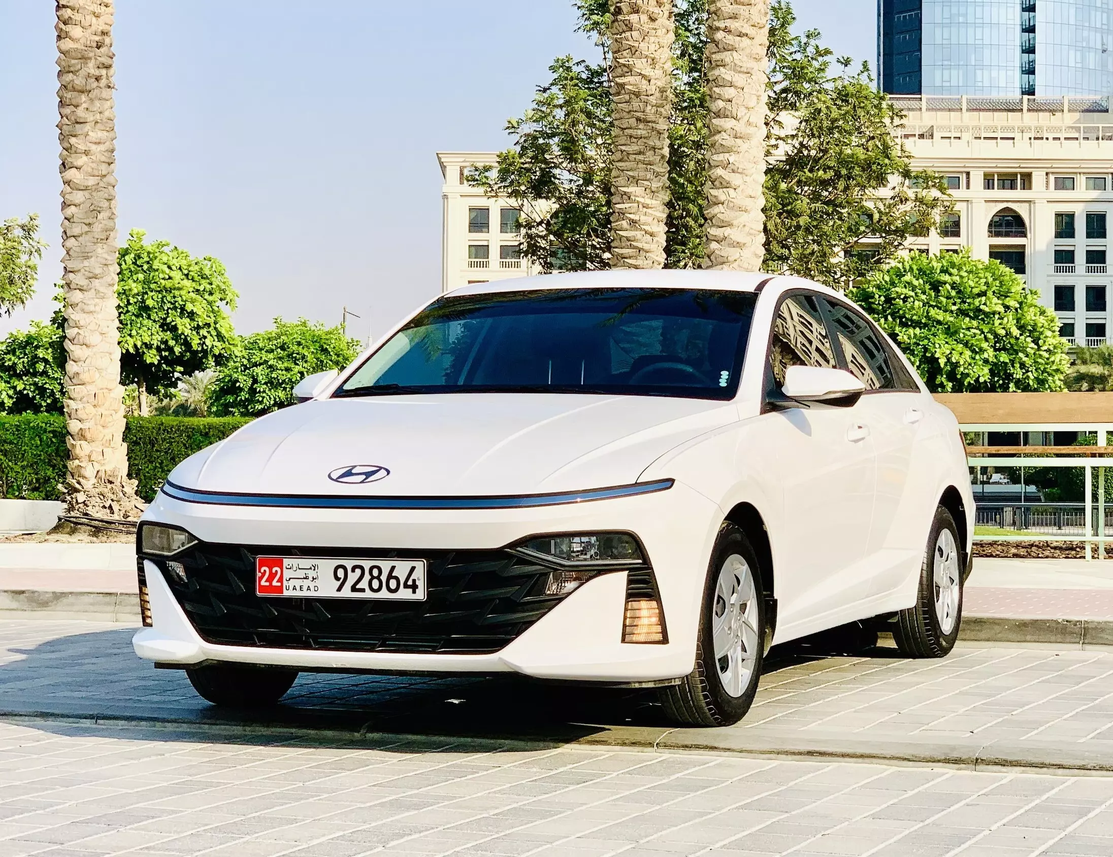 Experience Ultimate Luxury with the Best Range Rover Car Rental Dubai