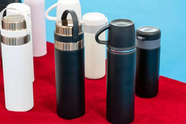 Lightweight Thermal Bottles for Hiking and Outdoor Adventures